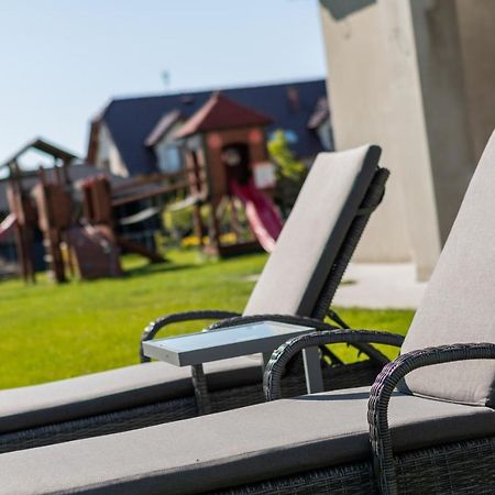 Pokoje Goscinne Frik Jantar Exteriér fotografie